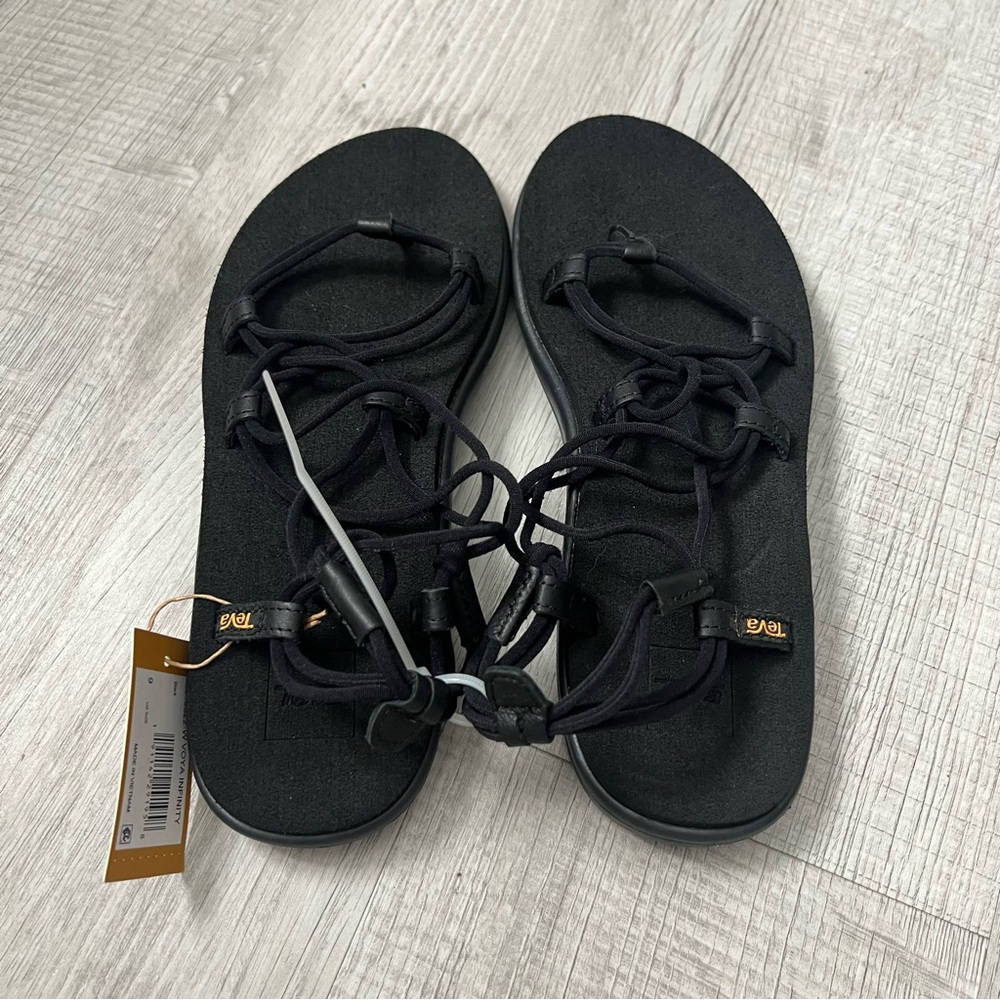 NEW TEVA Women's Voya Infinity Sandal Black Strappy Comfortable Size 9 - Picture 12 of 16